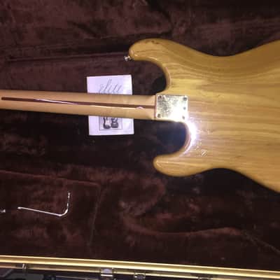 Fender Stratocaster Elite Gold 1983 Natural image 16