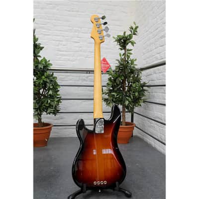 FENDER American Pro II Precision Bass RW 3TSB image 3