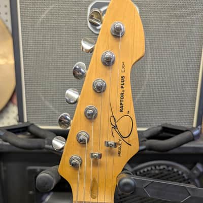 Peavey Raptor Plus HSS Electric Guitar with Rosewood Fretboard, Tremolo 2010s image 4
