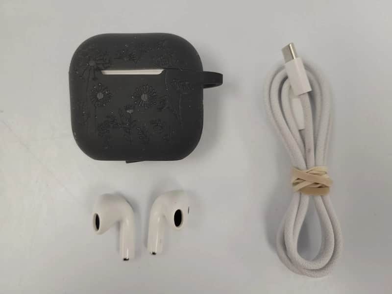 Apple A3058 AirPods 4 Ear Buds image 1