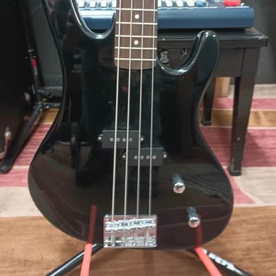 Washburn Bantam Series XB-100 Bass Guitar w/ Case - Black image 9