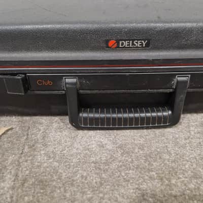 Delsey Club Suitcase - Black/Red 48cmx35cmx12cm – Suitcase - Good image 12