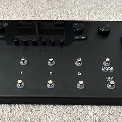 Line 6 Helix LT with Gator case image 2
