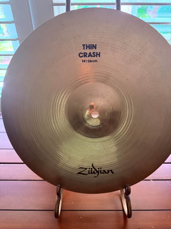 Zildjian 14" Thin Crash Cymbal - Traditional, Great Condition! image 1
