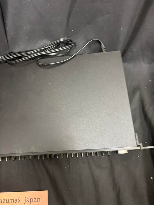 Roland E-215 Graphic Equalizer Rackmount Stereo Audio Processor