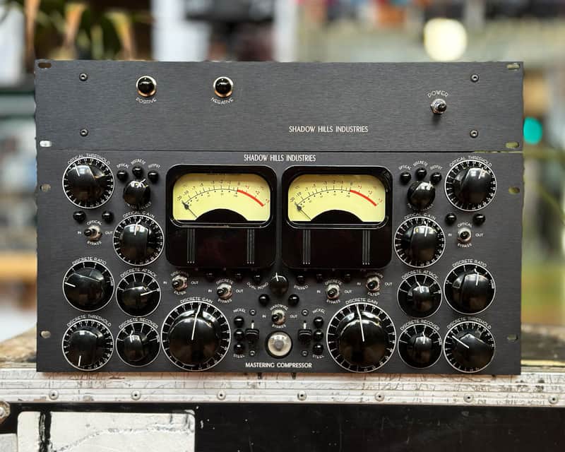 Shadow Hills Mastering Compressor w/ Power Supply image 1