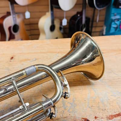 King Cleveland Superior Bb Trumpet w/Case image 5