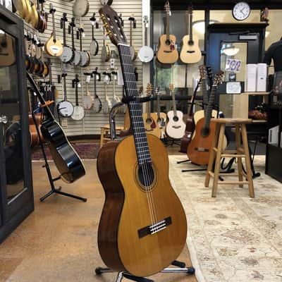 Yamaha CG162C Solid Cedar Classical Guitar image 5