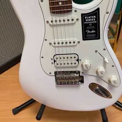 Fender Player Stratocaster HSS with Pau Ferro Fretboard 2018 - Present - Polar White image 8