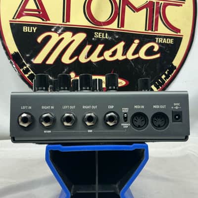 Strymon TimeLine time line Delay Phrase Looper Pedal with Box image 5