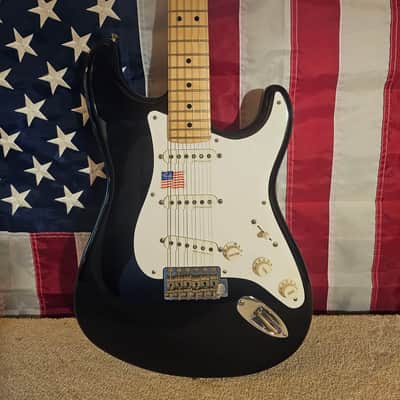 Fender Eric Clapton Artist Series Stratocaster with Vintage Noiseless Pickups 2001 - Present - Black image 1