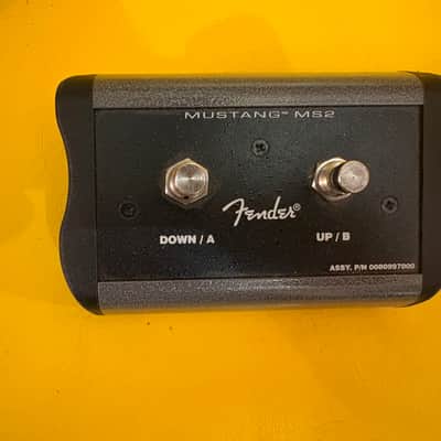 Fender 008-0997-000 MS2 Mustang Amp 2-Button Footswitch with 1/4" Jack 2010s - Black image 1