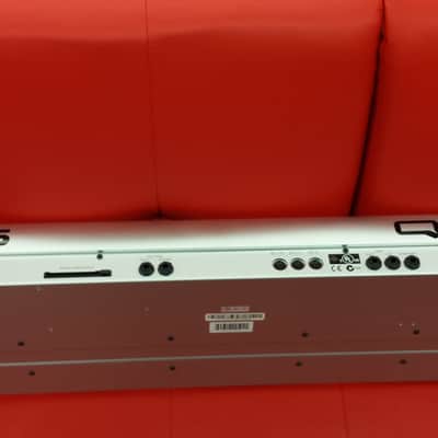 Alesis QS 6.2 64 voice expandable Synthisizer 200? Gray image 6