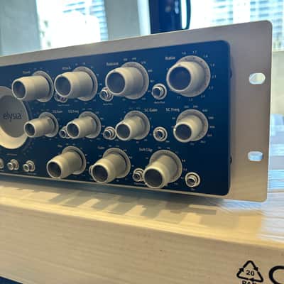 Elysia Alpha Compressor Stereo Mastering Compressor / Limiter 2025 - Mint Condition! image 4