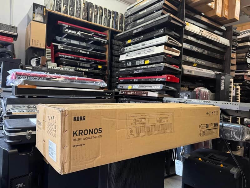 Korg Kronos 3 61-Key Digital Synthesizer Workstation Keyboard 2025 in box //ARMENS// image 1