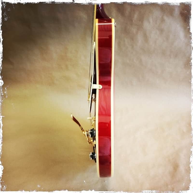 Epiphone 50th Ann. 1962 Sheraton E212TV Tremotone Electric | Reverb