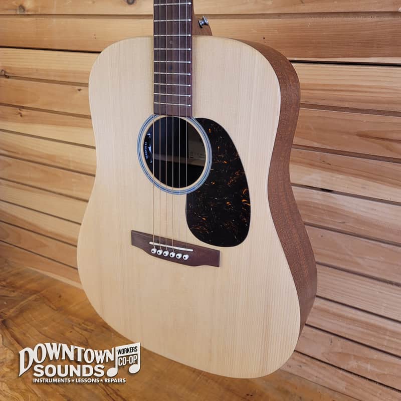 Martin D-X2E A/E Dreanought Guitar with Martin Soft Shell Case - Figured Mahogany Pattern Bild 1