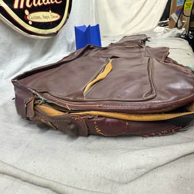 Artistic Products Company (Victoria) Vintage Plasti-Leather (Leather/Vinyl) Gig Bag 1950s - Brown image 21