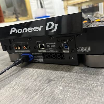Pioneer CDJ-3000 DJ Multi-Player 2023 - Present - Black image 5