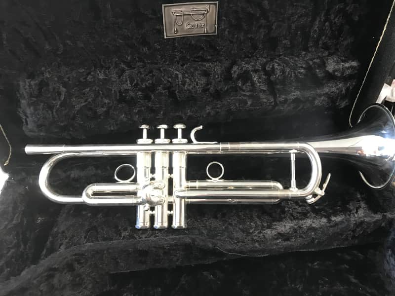 Schilke S32 Professional Bb Trumpet - Silver Plate