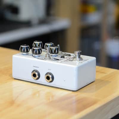 Pigtronix Resotron Analog Tracking Filter 2019 - Silver / Graphic image 2