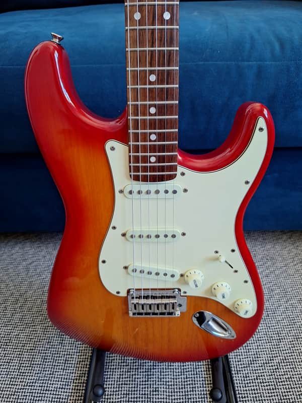 Squier Standard stratocaster