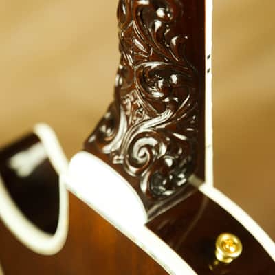 Gibson Les Paul Super Custom Carved Art Piece Electric Guitar image 4