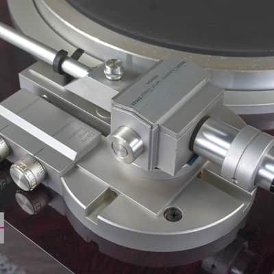 DENON DP-59L Direct Drive Auto-Lift Turntable in Good condition image 14