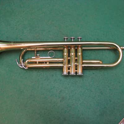 Holton T602 Collegiate Trumpet - Reconditioned - Holton Case & Holton 7C MP image 9