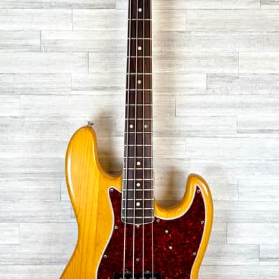 Fender Jazz Bass 1966 - vintage image 3