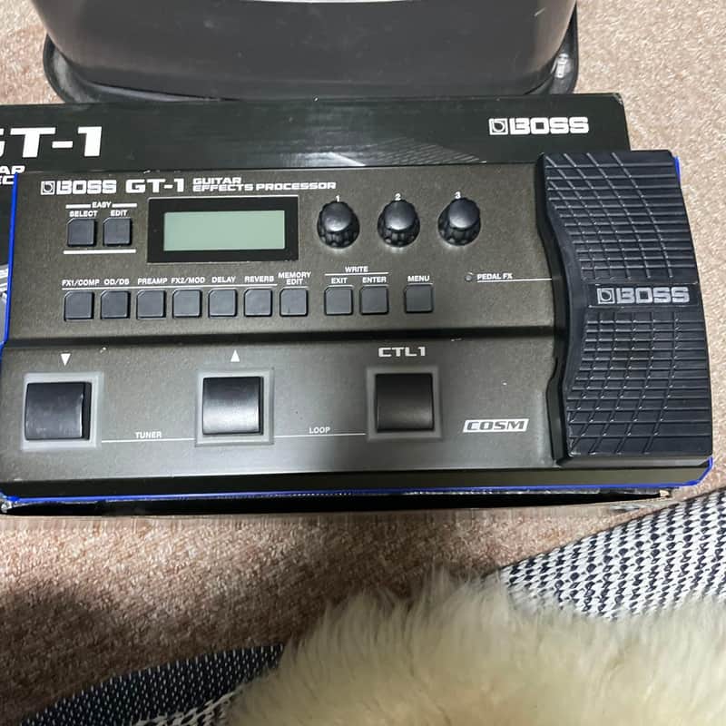 Boss GT-1