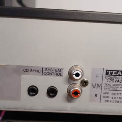 Teac PD-555 CD Player - With Remote -Tested - Works - See Video - Read image 12