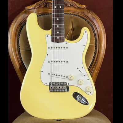 Fender AVRI '62 Stratocaster  | 1996 USA Made - Vintage White Nitrocellulose image 1