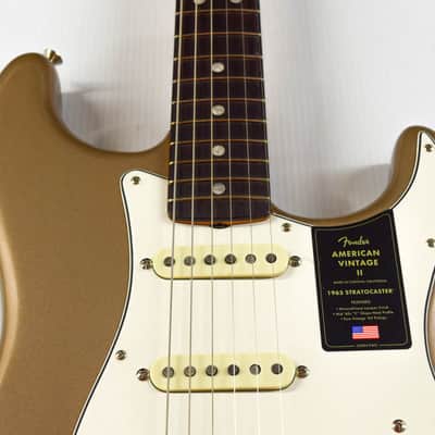Fender American Vintage II '65 Stratocaster - Shoreline Gold image 2