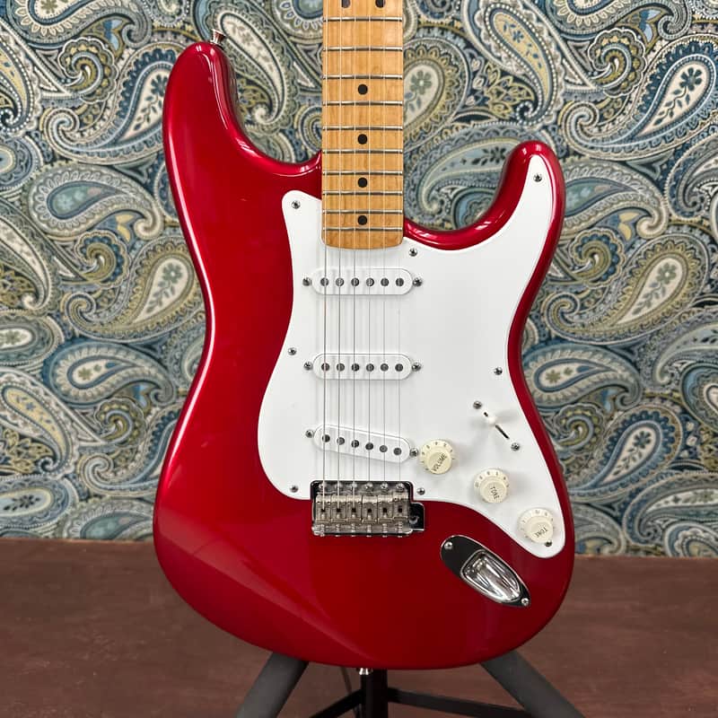 Used Fender Jimmie Vaughan Tex Mex Stratocaster Candy Apple Red 1996 w/Hard Case