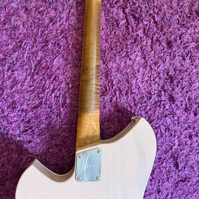 Novo Miris J Custom 2023, Ron Ellis pickups image 5