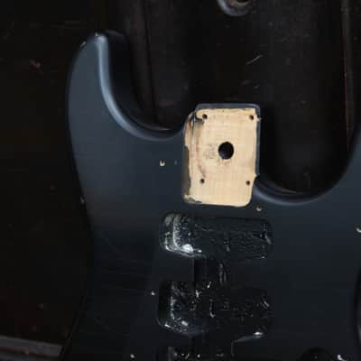 Allparts Stratocaster Body Black Aged Relic Nitrocellulose Lacquer Fender Licensed Strat image 10