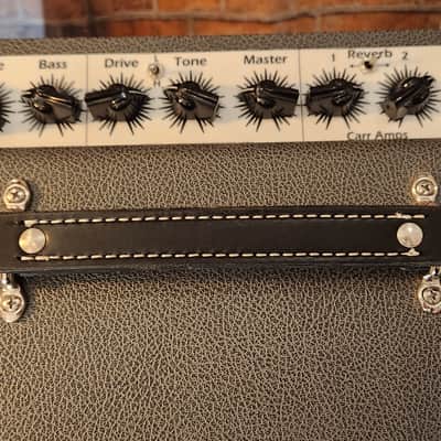Carr Lincoln 18-Watt 2-Channel 1x12" Guitar Combo Gray w/ Padded Cover image 7