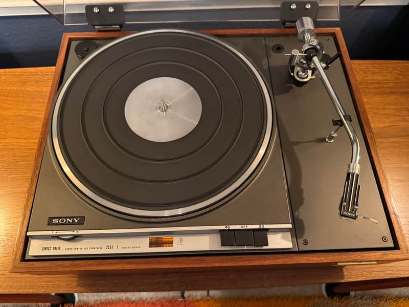 Mint Sony PS-2251 Turntable with original PUA-113 Tonearm