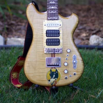 Jerry Garcia/Doug Irwin Wolf guitar replica by Troy Post image 4
