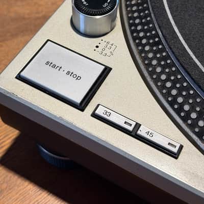 Technics SL-1200MK5 direct-drive turntable, made for the Japanese market. Includes VCT 500W 120V-to-100V step-down voltage converter for use in the U.S image 5