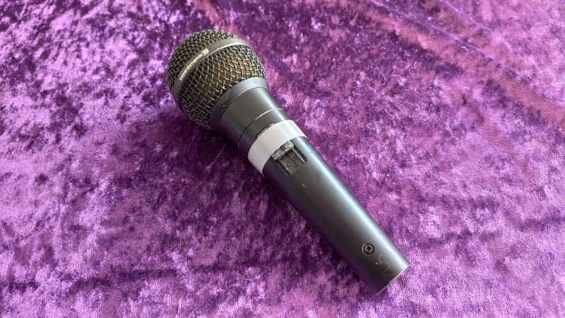 Beyerdynamic TG-X 58 * Dynamic microphone with Super-Cardioid polar pattern * build after the SM-58 with slightly bigger directional characteristic * image 1