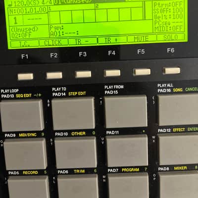 Akai MPC 1000 Sampler - Black image 9
