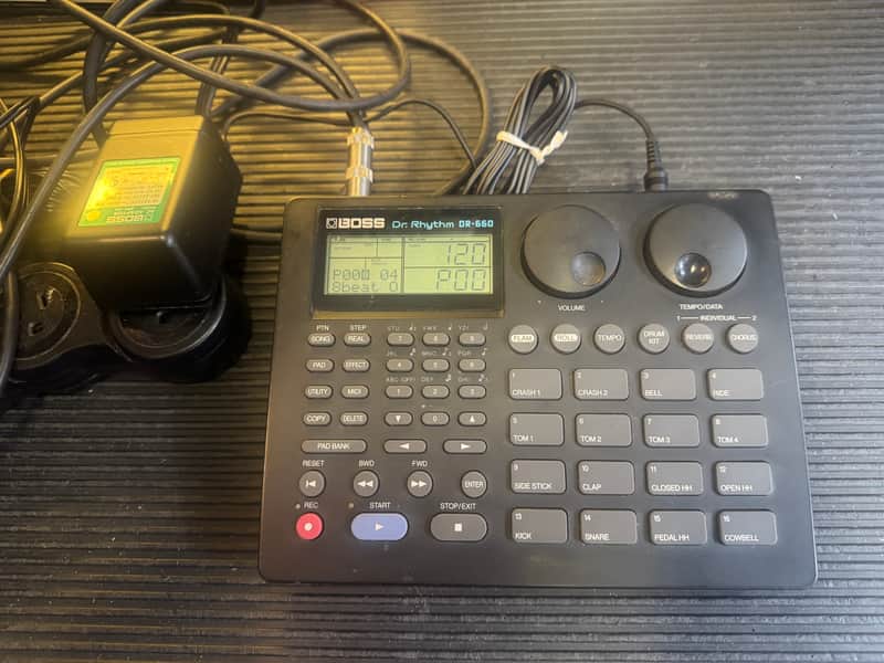 Boss DR-660 Dr. Rhythm Drum ,with AC ,new battery //ARMENS// image 1