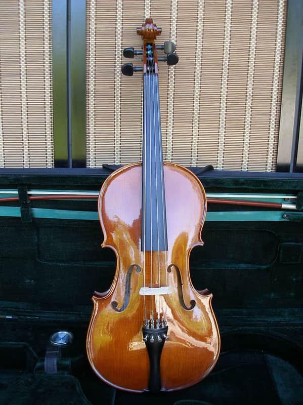 Cremona Viola SVA-200 16” with Case and Bow, Flamed Maple image 1