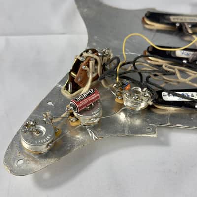 Seymour Duncan Antiquity Texas Hot Loaded Stratocaster Single Coil Pickguard 2000’s - White image 5