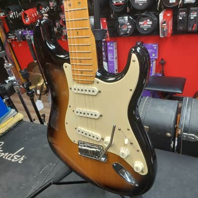 2006 Fender Stratocaster American Deluxe V Neck - 60th Anniversary - Sunburst  SN# DZ5156929 "Made In USA" image 4
