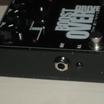 very lightly used (mostly very clean, a few imperfections) Tech 21 Boost Overdrive (metallic dark green casing) + battery & strings (NO tin, NO paperwork, NO sticker) image 16