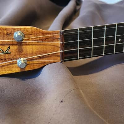 Kamaka Saprano ukulele 1954 to 1969 64 65 - Simi gloss laq varnish image 6