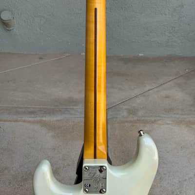 Fender Eric Johnson Stratocaster with Maple Fretboard 2014 White Blonde image 8